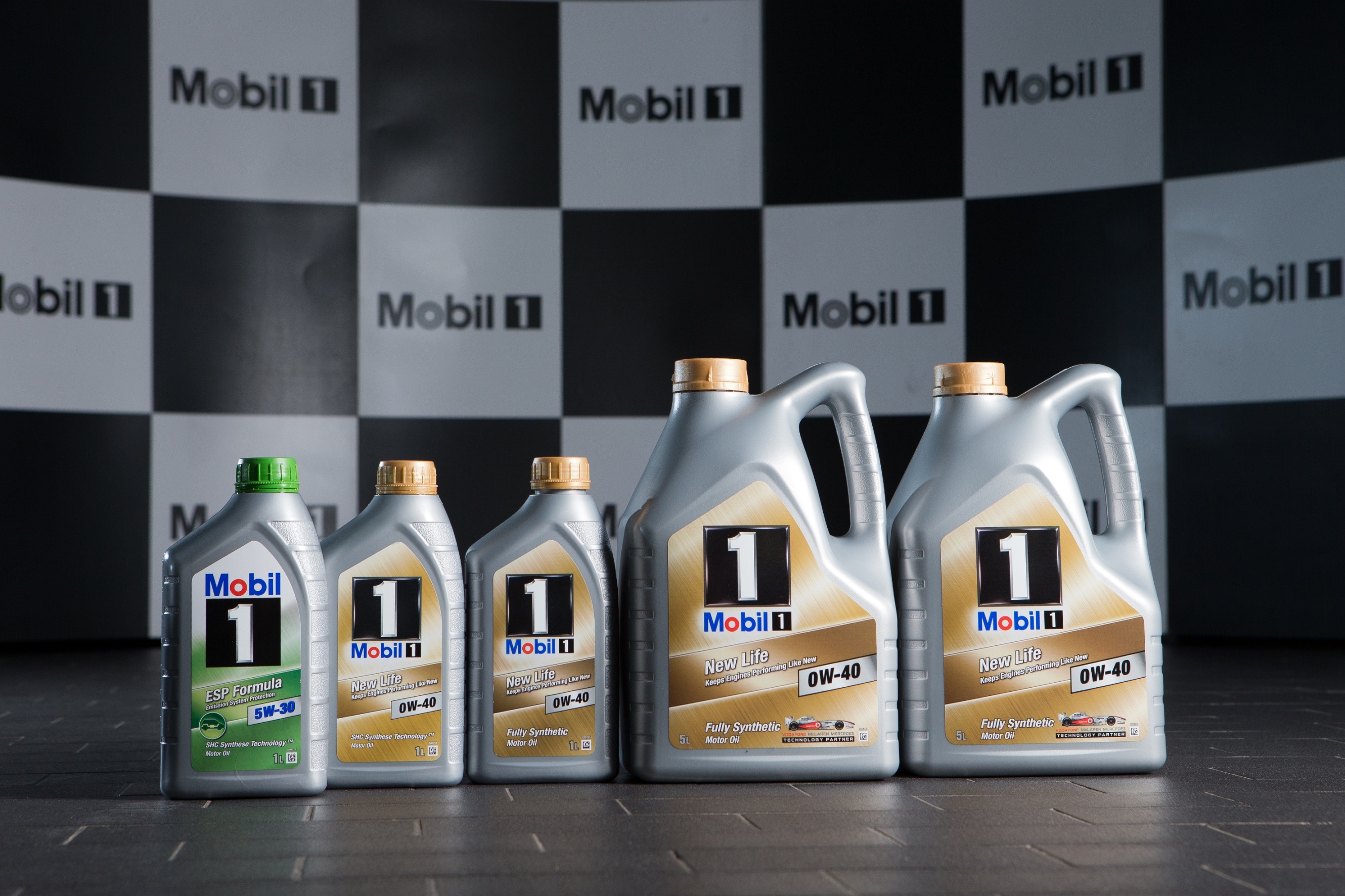 фото: Універсальні продукти для автоматичних трансмісій: Mobil ATF Multi-Vehicle, Mobil CVTF Multi-Vehicle, Mobil DCTF Multi-Vehicle72